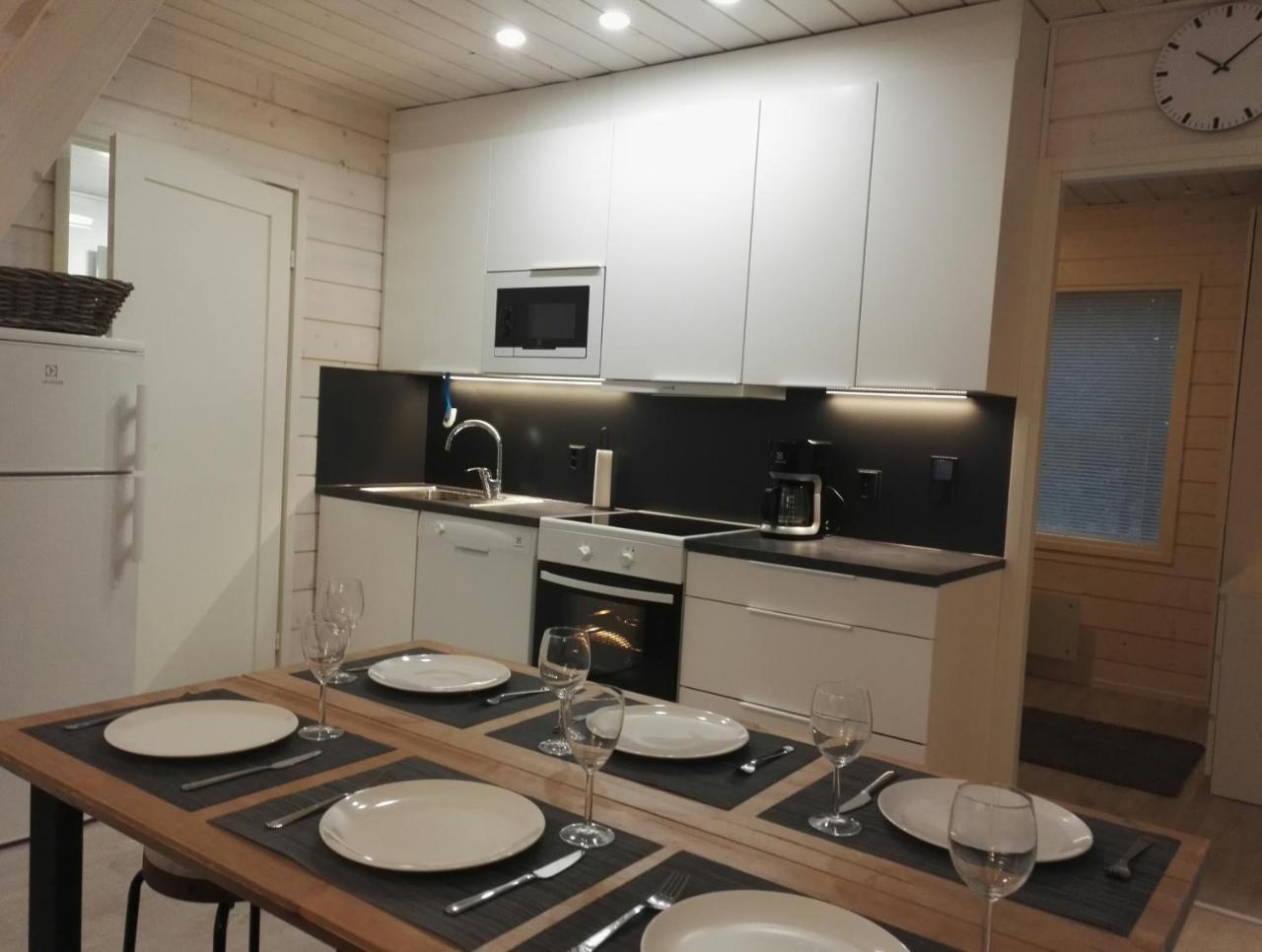 Rukantrio Apartments ภายนอก รูปภาพ
